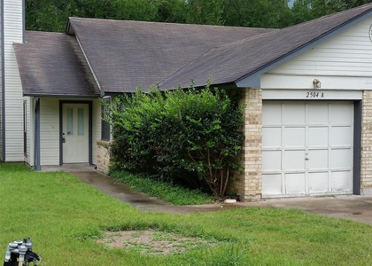 2504 Howellwood Way - Photo 1
