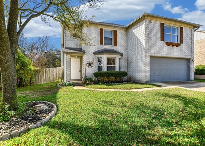 1307 Chalk Ln - Photo 1