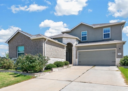 1600 Cobblecrest Ln - Photo 1