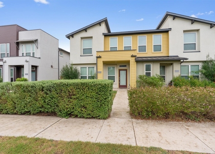 8809a Whitter Dr - Photo 1