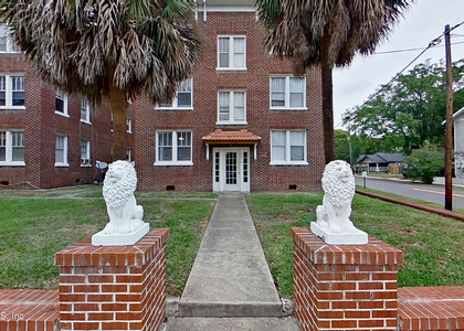 2623 College Street - Photo 1