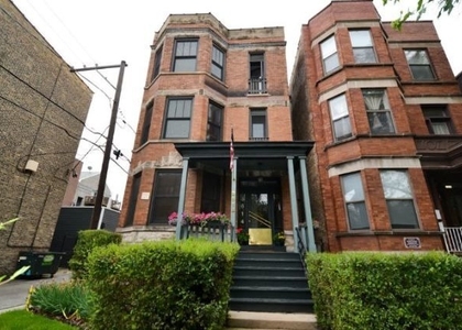 3614 N Bosworth Avenue - Photo 1