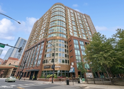600 N Kingsbury Street - Photo 1