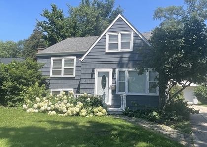 801 S Fairfield Avenue - Photo 1