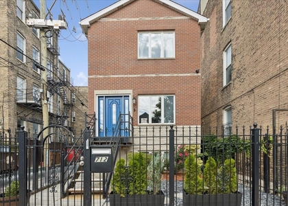 712 N Throop Street - Photo 1