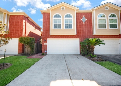 718 Roy Street - Photo 1