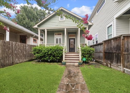 427 W 24th Street - Photo 1