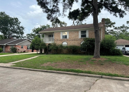5203 Pine Arbor Drive - Photo 1