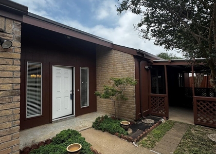 8807 Belle Glen Drive - Photo 1