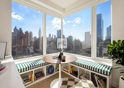 10th Avenue - Photo 1