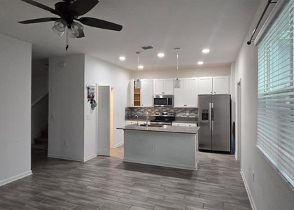 13926 Title Way - Photo 1