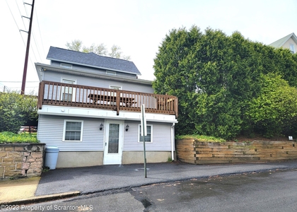 1817 Ash Street - Photo 1