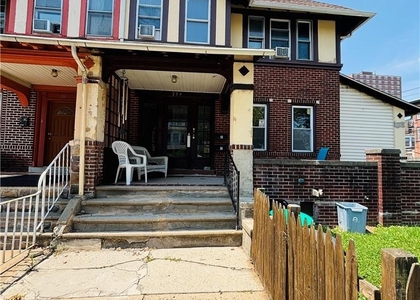 204 S 14th Street - Photo 1
