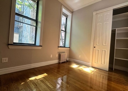 246 Mott Street - Photo 1