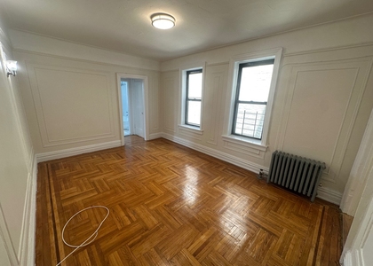 1845 Hobart Avenue - Photo 1