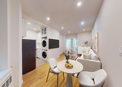 East 65 Street - Photo 1