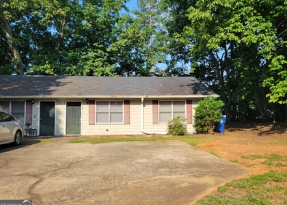 12 Candlewood Terrace - Photo 1