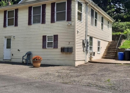 7 E Stuart St - Photo 1