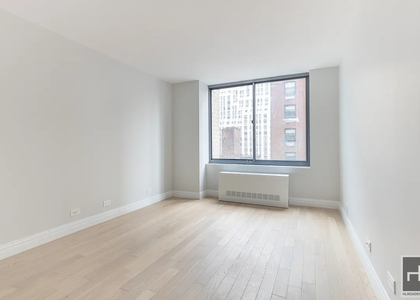 West 48 Street - Photo 1