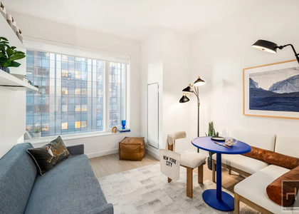 10th Avenue - Photo 1