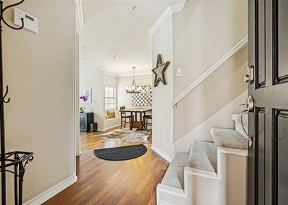 6004 Auburndale Avenue - Photo 1