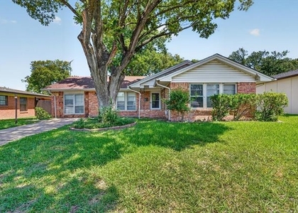 2539 Highwood Drive - Photo 1