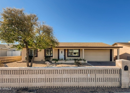 3429 E Blanche Drive - Photo 1