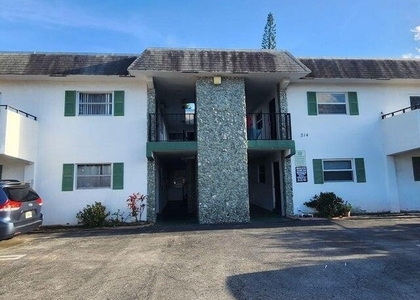 214 Sw 1st Street - Photo 1