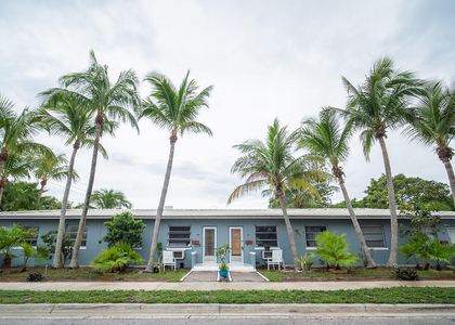 400 51st Street - Photo 1