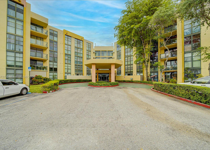 11780 Sw 18th Street - Photo 1