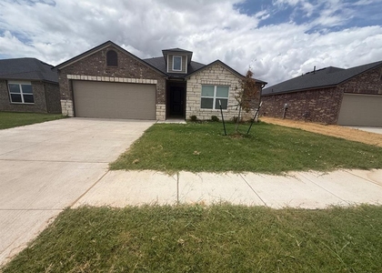 16213 Maroon Drive - Photo 1