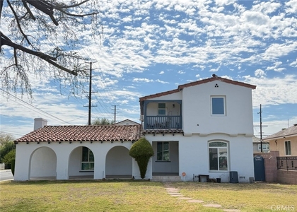 5703 Golden West - Photo 1