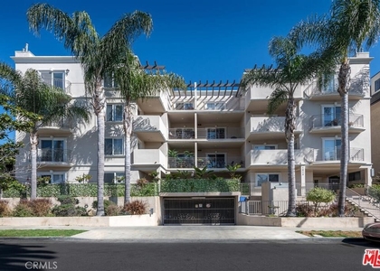 1920 Malcolm Avenue - Photo 1