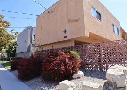 21024 Reynolds Drive - Photo 1