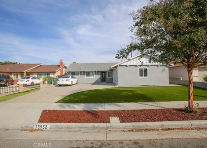 15952 Standish Lane - Photo 1