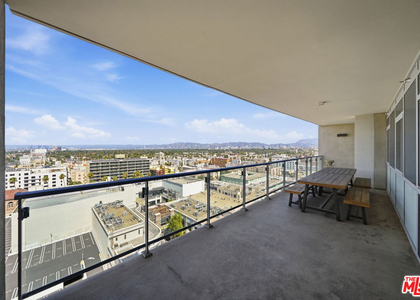 3785 Wilshire Boulevard - Photo 1