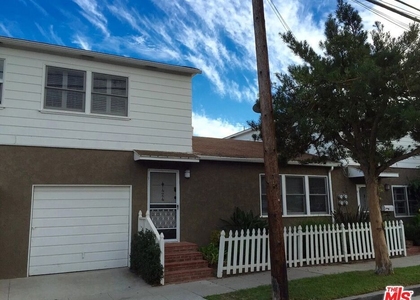 424 Pacific Street - Photo 1