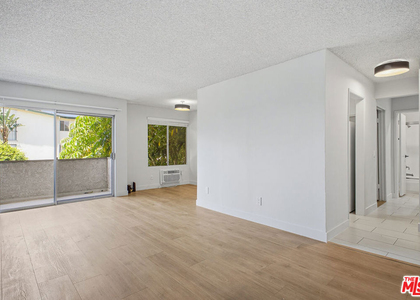 1352 S Carmelina Avenue - Photo 1