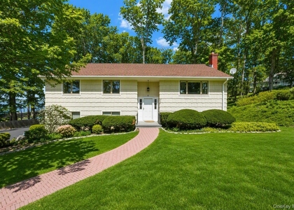 6 Scarborough Circle - Photo 1