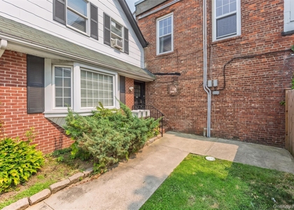 295 Railroad Avenue - Photo 1