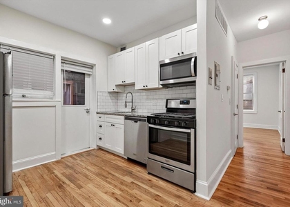 336 Lombard Street - Photo 1