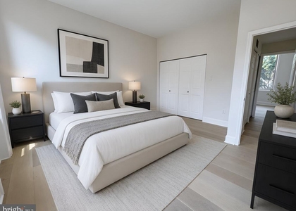 1703 Green Street - Photo 1