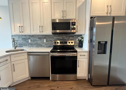 2425 Frankford Avenue - Photo 1