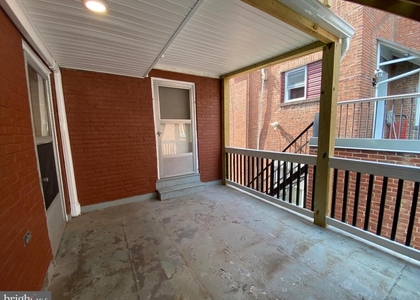 209 N Hanover Street - Photo 1
