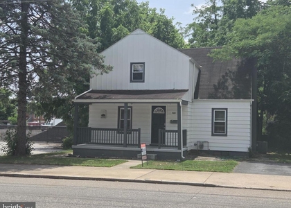 560 W North Street - Photo 1