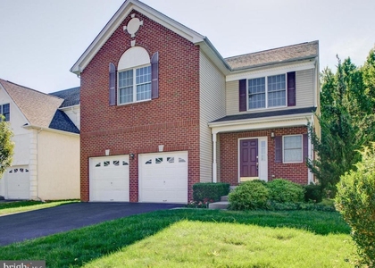 30 Lockwood Drive - Photo 1