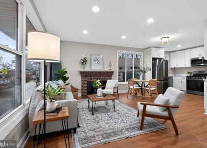 1608 Elson Street - Photo 1