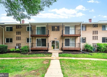 5402 85th Avenue - Photo 1