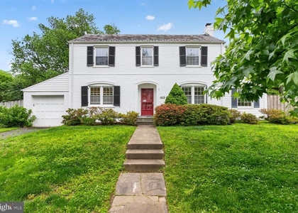 4325 47th Street Nw - Photo 1