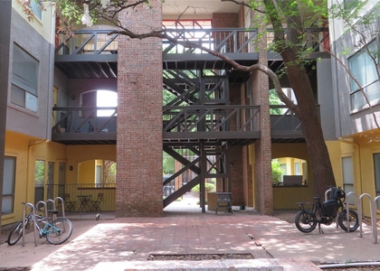 806 W 24th St - Photo 1